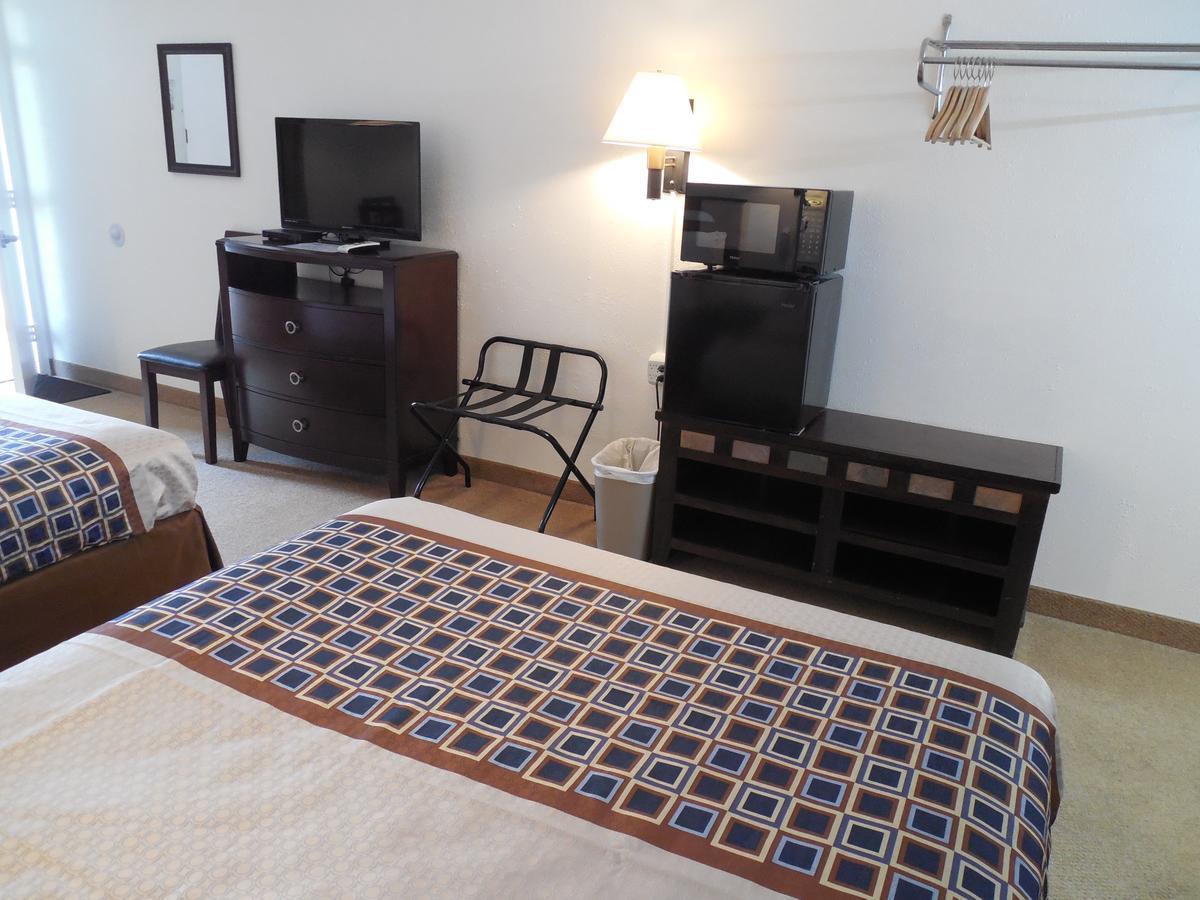 Motel 70 High Hill Luaran gambar
